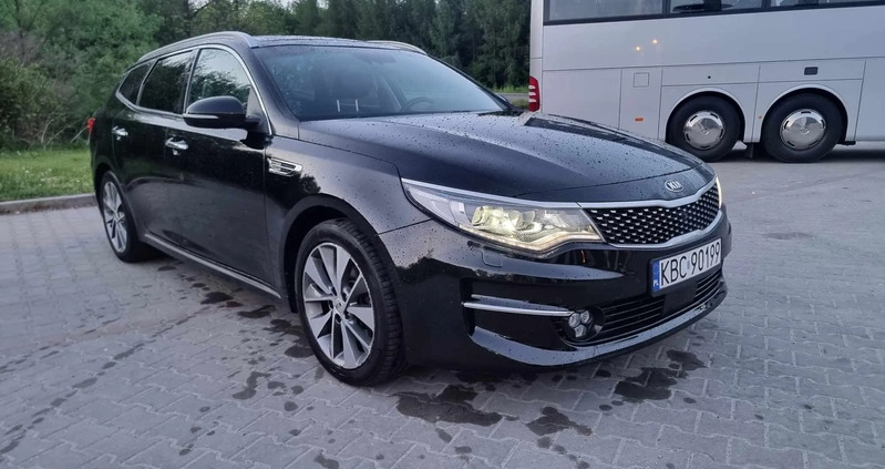 Kia Optima cena 72000 przebieg: 153000, rok produkcji 2017 z Radymno małe 191